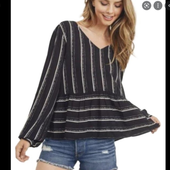 Paper Crane women’s Peplum shirt black size medium - Picture 1 of 10